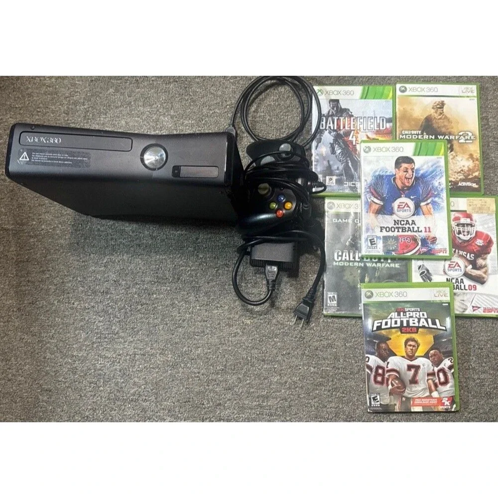 XBOX360 CORDS,POWER HDMI AND CHARGING CORD INCLUDED 6GAMES Tested and Working